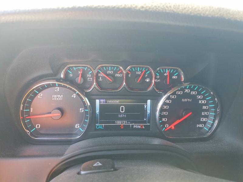 50231696 :رقم المزاد ، 1GNSCHKC0JR205229 vin ، 2018 Chevrolet Suburban مزاد بيع