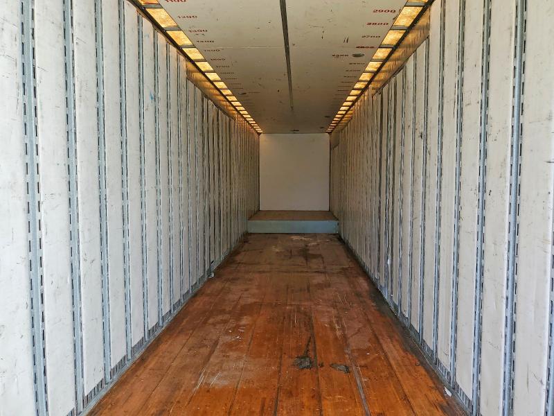 50162656 :رقم المزاد ، 1KKVE51211L203943 vin ، 2001 Kentucky Trailers مزاد بيع