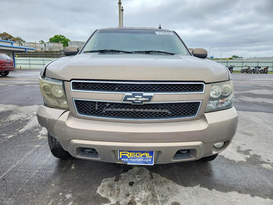 2007 Chevrolet Suburban მანქანა იყიდება აუქციონზე, vin: 1GNFK163X7J170521, აუქციონის ნომერი: 51782326