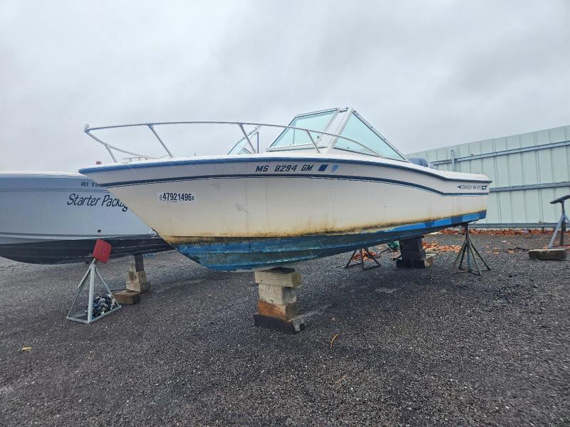 47921496 :رقم المزاد ، NTLBC331G586 vin ، 1986 Grady White Boat 190 مزاد بيع