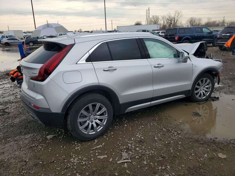 49445806 :رقم المزاد ، 1GYFZDR43LF074697 vin ، 2020 Cadillac Xt4 مزاد بيع