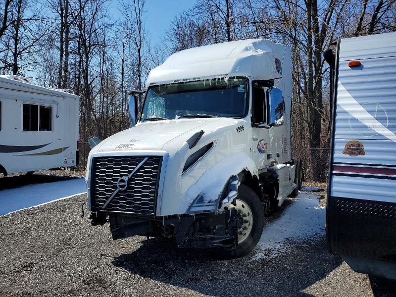 Продаж на аукціоні авто 2023 Volvo Vnl, vin: 4V4NC9EH4PN320424, номер лоту: 48260436