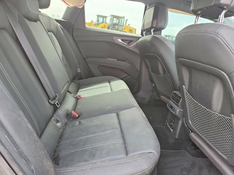 Продажа на аукционе авто 2024 Audi Q4 E-tron, vin: WA1LUBFZ2RP039349, номер лота: 49639836
