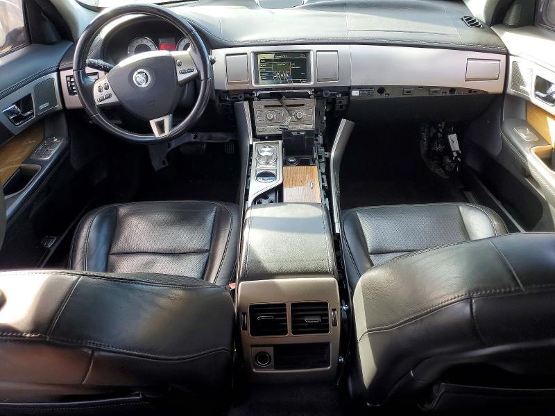 2010 Jaguar Xf მანქანა იყიდება აუქციონზე, vin: SAJWA0HEXAMR77665, აუქციონის ნომერი: 50297366