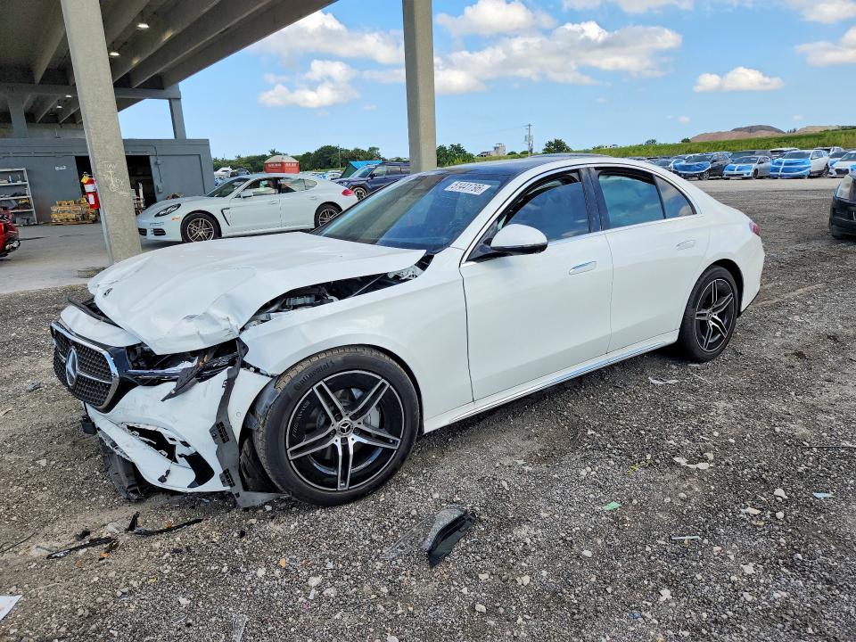2025 Mercedes-benz E მანქანა იყიდება აუქციონზე, vin: W1KLF4GB9SA128279, აუქციონის ნომერი: 51441796