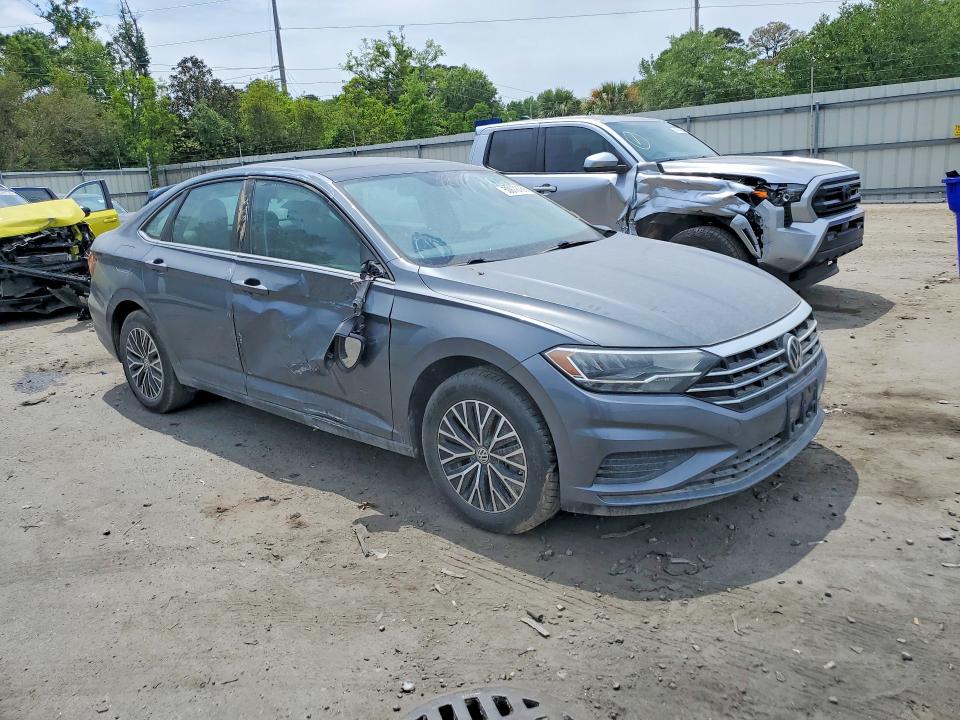 50678786 :رقم المزاد ، 3VWC57BU1MM045102 vin ، 2021 Volkswagen Jetta مزاد بيع