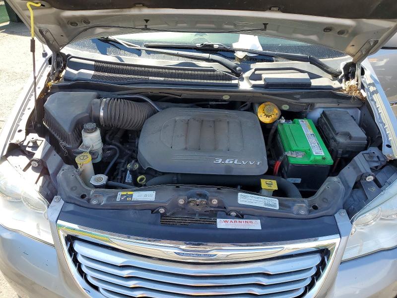 48630536 :رقم المزاد ، 2C4RC1BGXFR544518 vin ، 2015 Chrysler Town & Country مزاد بيع