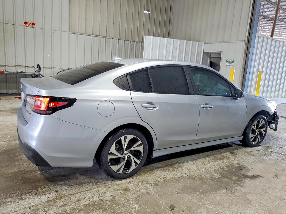 48271976 :رقم المزاد ، 4S3BWAB67P3014825 vin ، 2023 Subaru Legacy مزاد بيع