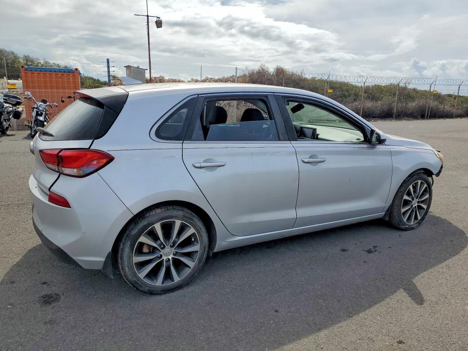 Продаж на аукціоні авто 2018 Hyundai Elantra Gt, vin: KMHH35LEXJU011978, номер лоту: 48888006