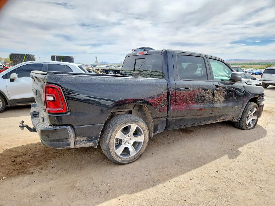 49990926 :رقم المزاد ، 1C6SRFGP2SN683563 vin ، 2025 Ram 1500 مزاد بيع