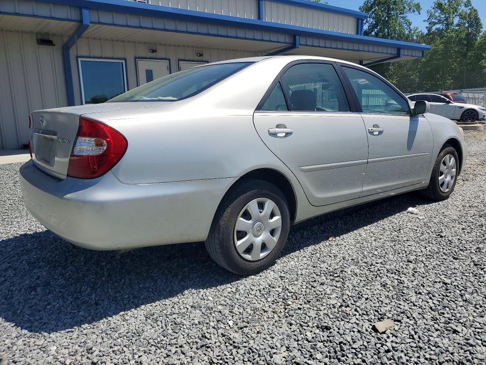 51335436 :رقم المزاد ، 4T1BE32K64U899421 vin ، 2004 Toyota Camry مزاد بيع