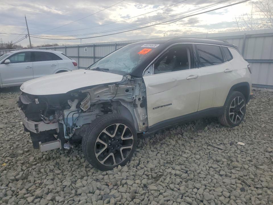 48234526 :رقم المزاد ، 3C4NJDCB0HT689091 vin ، 2017 Jeep Compass مزاد بيع