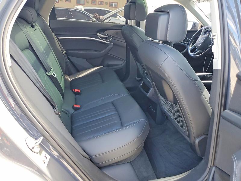 Продаж на аукціоні авто 2024 Audi Q8 E-tron, vin: WA15AAGE0RB061161, номер лоту: 49864566