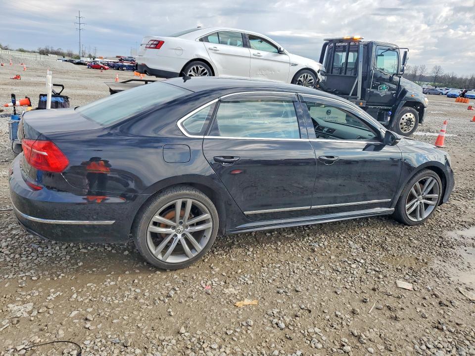 48642936 :رقم المزاد ، 1VWAT7A36GC054194 vin ، 2016 Volkswagen Passat مزاد بيع