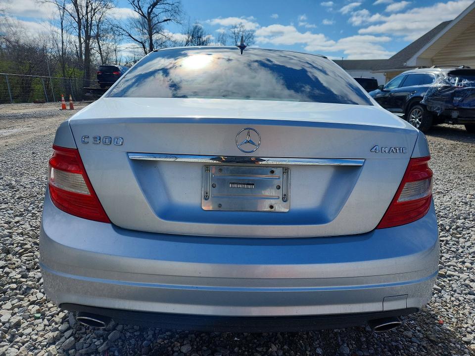 Продажа на аукционе авто 2010 Mercedes-benz C, vin: WDDGF8BB9AR086597, номер лота: 49070306