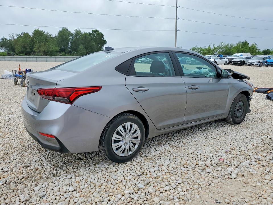 2022 Hyundai Accent მანქანა იყიდება აუქციონზე, vin: 3KPC24A67NE168170, აუქციონის ნომერი: 49829886