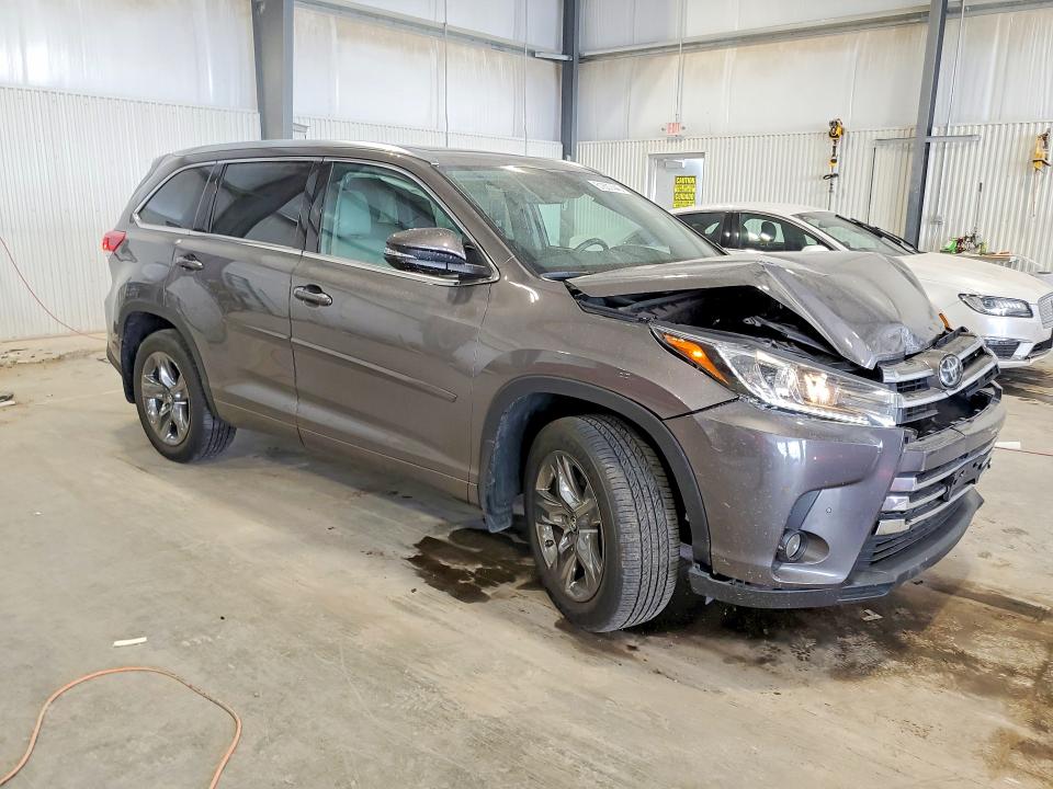 Auction sale of the 2018 Toyota Highlander, vin: 5TDDZRFH3JS485449, lot number: 51637446