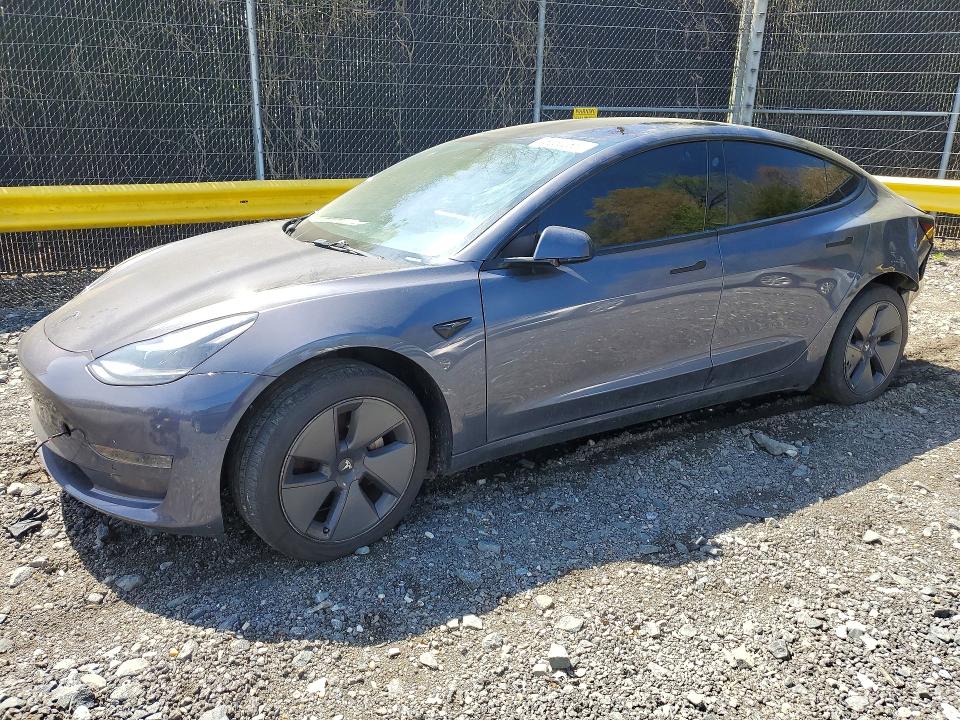 48360386 :رقم المزاد ، 5YJ3E1EA8NF286601 vin ، 2022 Tesla Model 3 مزاد بيع