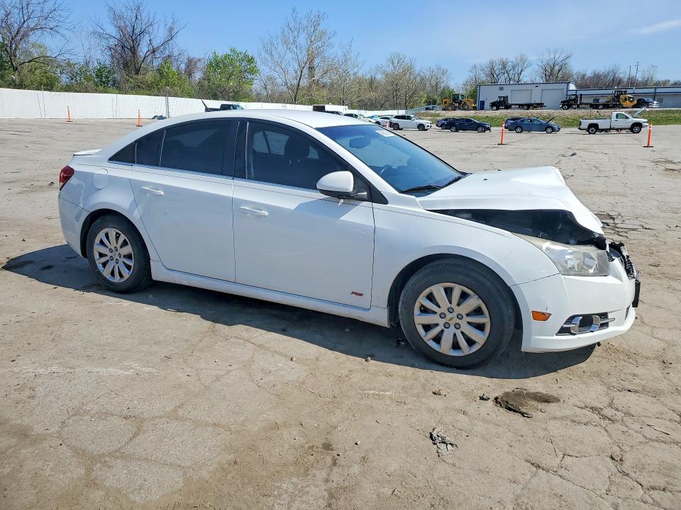 2014 Chevrolet Cruze მანქანა იყიდება აუქციონზე, vin: 1G1PC5SBXE7467578, აუქციონის ნომერი: 48950736