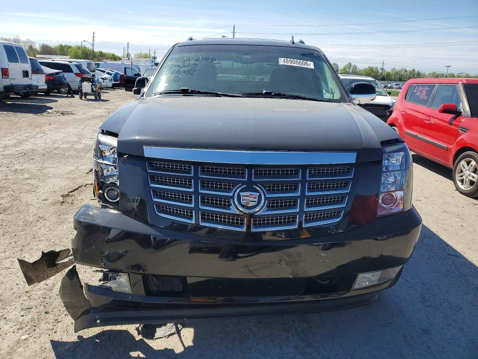48906606 :رقم المزاد ، 3GYT4NEF4DG370195 vin ، 2013 Cadillac Escalade مزاد بيع