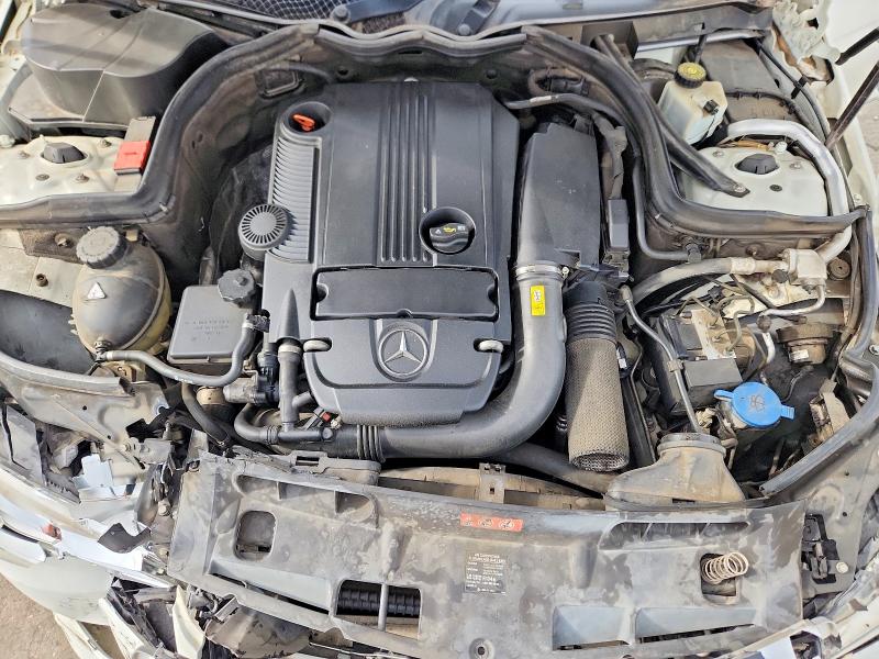 2012 Mercedes-benz C მანქანა იყიდება აუქციონზე, vin: WDDGF4HB8CR216145, აუქციონის ნომერი: 51161356