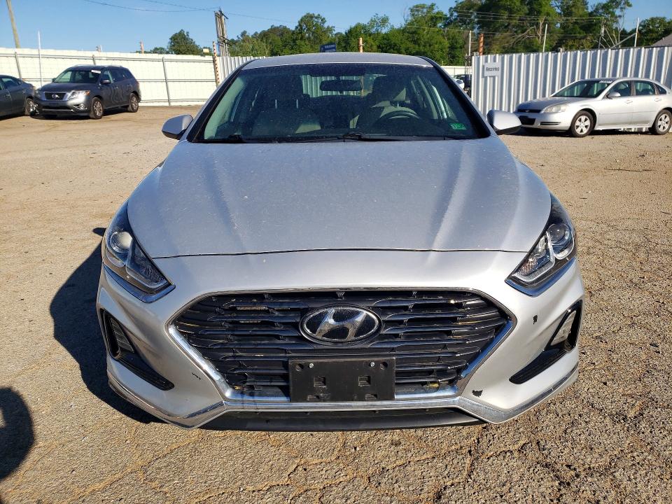 2018 Hyundai Sonata მანქანა იყიდება აუქციონზე, vin: 5NPE24AF5JH615609, აუქციონის ნომერი: 50403956