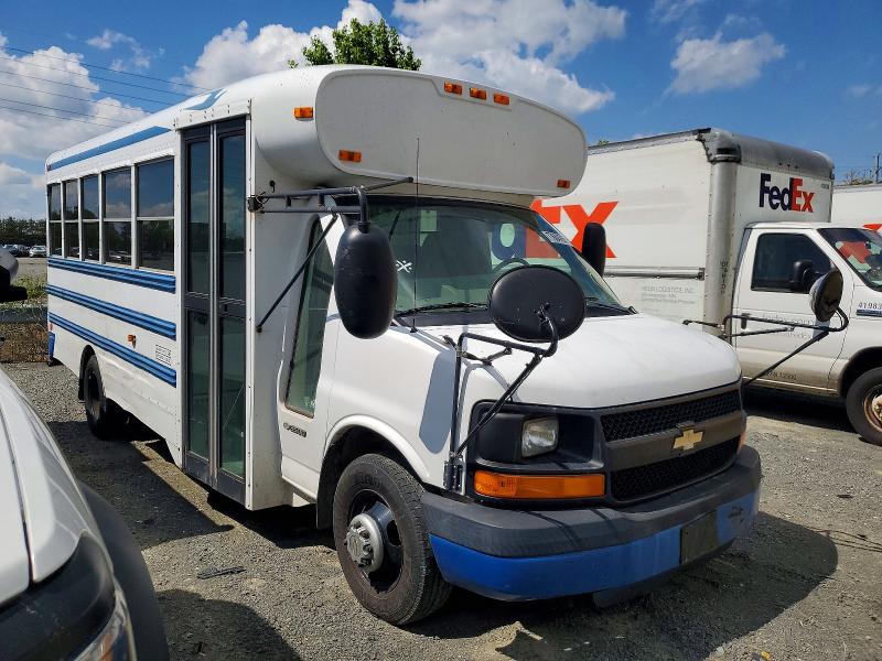 77604765 :رقم المزاد ، 1GBJG31U151181246 vin ، 2005 Chevrolet Express G3500 مزاد بيع