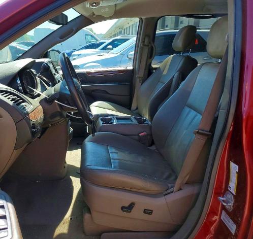 Продаж на аукціоні авто 2015 Chrysler Town & Country Touri, vin: 2C4RC1BG3FR561581, номер лоту: 49986466