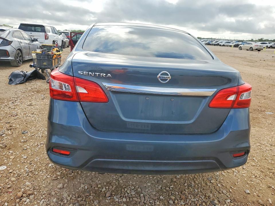 49501536 :رقم المزاد ، 3N1AB7AP8KY234255 vin ، 2019 Nissan Sentra مزاد بيع