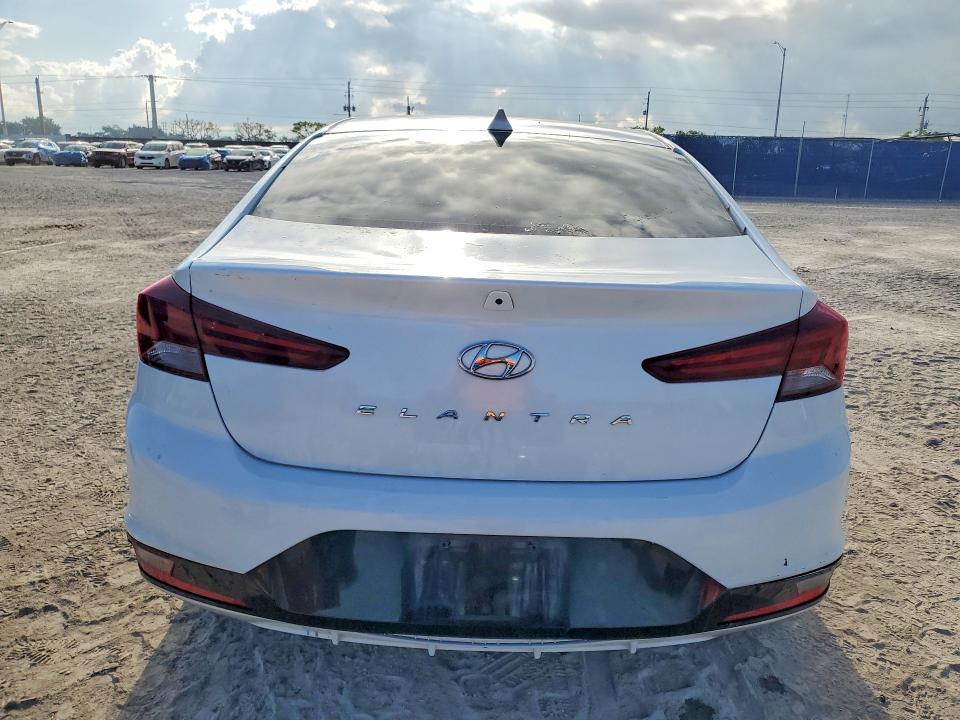 51846876 :رقم المزاد ، 5NPD84LF6LH575499 vin ، 2020 Hyundai Elantra مزاد بيع