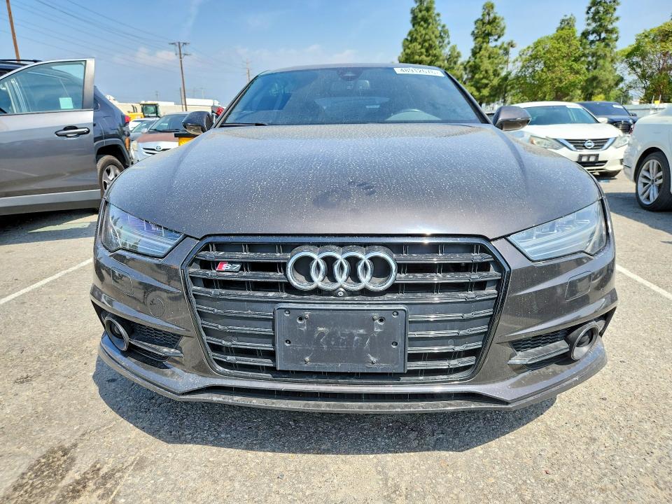 48912676 :رقم المزاد ، WAUWFAFCXHN076871 vin ، 2017 Audi S7 مزاد بيع