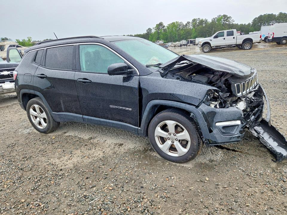 Продажа на аукционе авто 2018 Jeep Compass, vin: 3C4NJDBB2JT300930, номер лота: 51997646