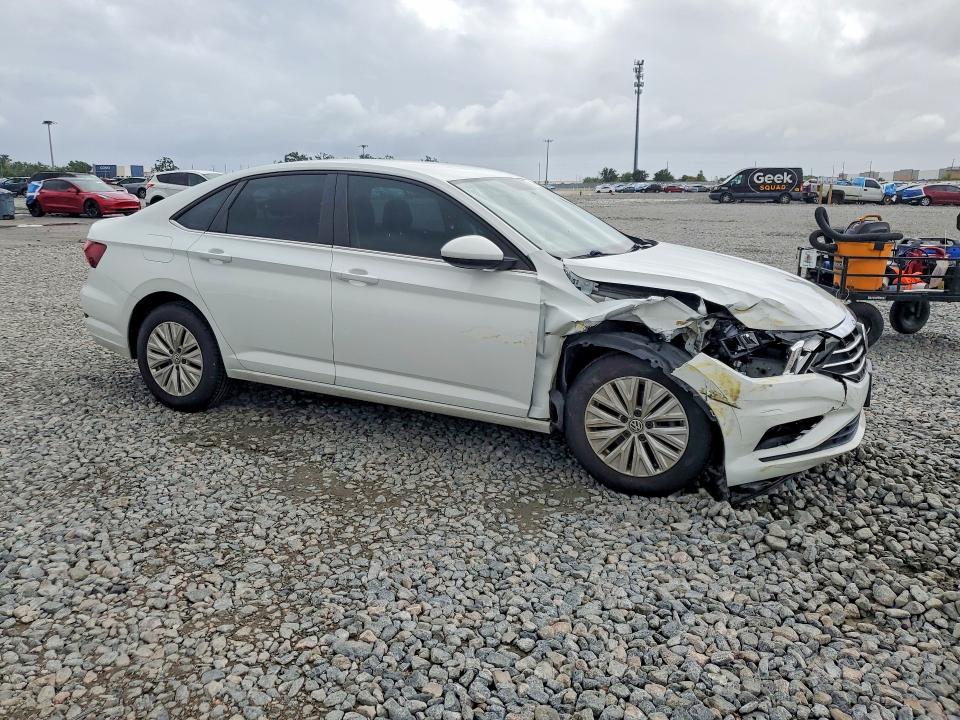 48905896 :رقم المزاد ، 3VWCB7BU4KM238236 vin ، 2019 Volkswagen Jetta مزاد بيع