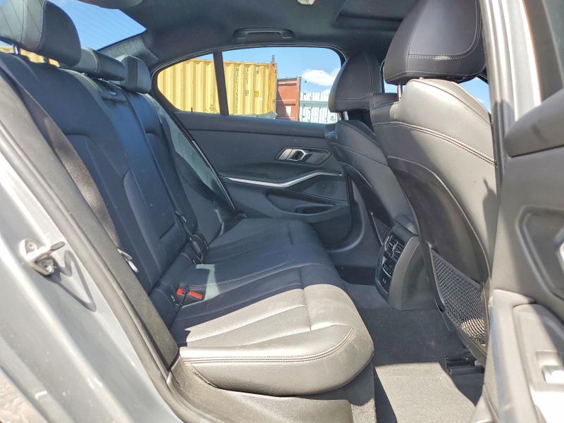 52052146 :رقم المزاد ، 3MW89FF04P8D54555 vin ، 2023 Bmw 330xi مزاد بيع