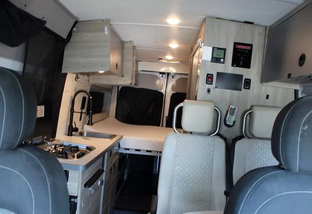 50165156 :رقم المزاد ، 3C6TRVDG1LE124384 vin ، 2020 Ram Promaster 2500 مزاد بيع