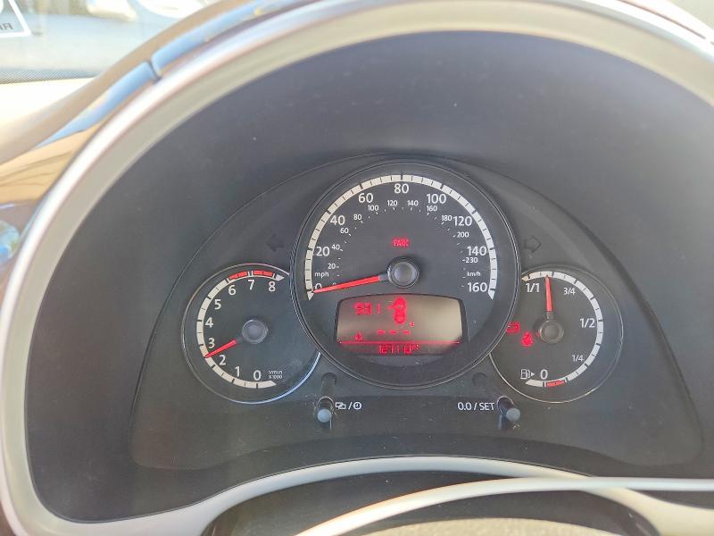 49563746 :رقم المزاد ، 3VWHX7AT0DM647515 vin ، 2013 Volkswagen Beetle مزاد بيع