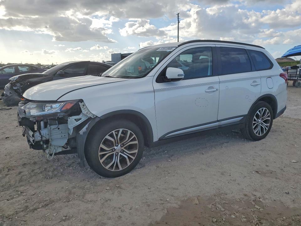 Aukcja sprzedaży 2017 Mitsubishi Outlander, vin: JA4AZ3A3XHZ027616, numer aukcji: 50803866