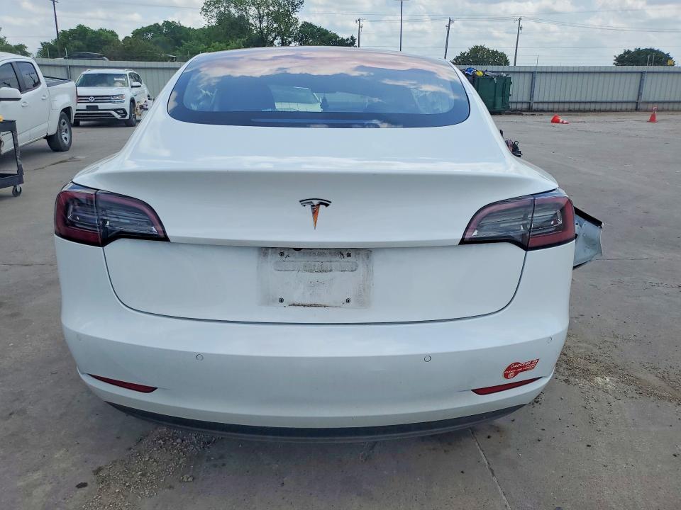 Продажа на аукционе авто 2018 Tesla Model 3, vin: 5YJ3E1EA1JF025031, номер лота: 49762656