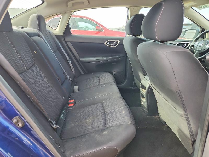 50724866 :رقم المزاد ، 3N1AB7AP4JY271981 vin ، 2018 Nissan Sentra مزاد بيع