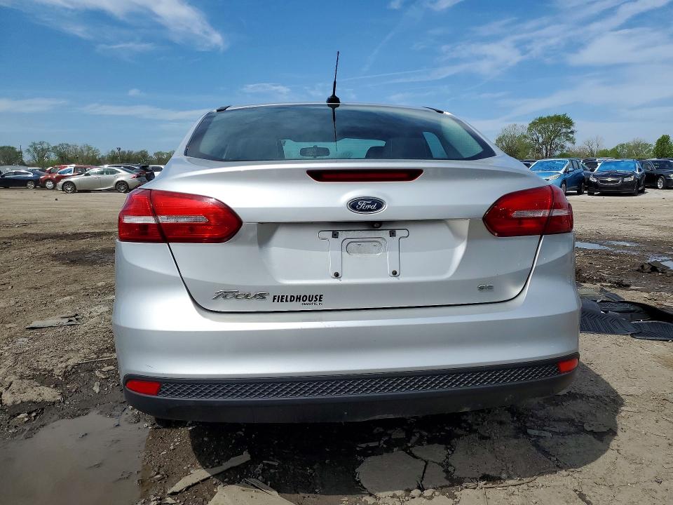 49971936 :رقم المزاد ، 1FADP3F21JL209793 vin ، 2018 Ford Focus مزاد بيع