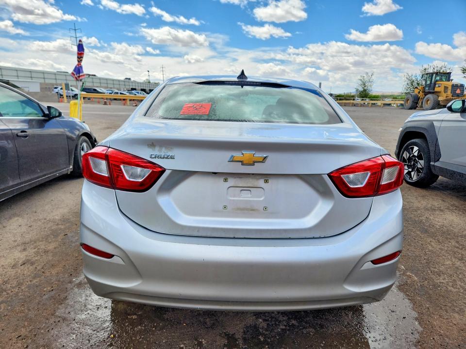 Продажа на аукционе авто 2018 Chevrolet Cruze, vin: 1G1BC5SM6J7210892, номер лота: 79980675