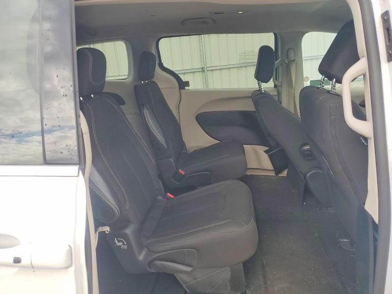 51968296 :رقم المزاد ، 2C4RC1CG5RR138830 vin ، 2024 Chrysler Voyager مزاد بيع