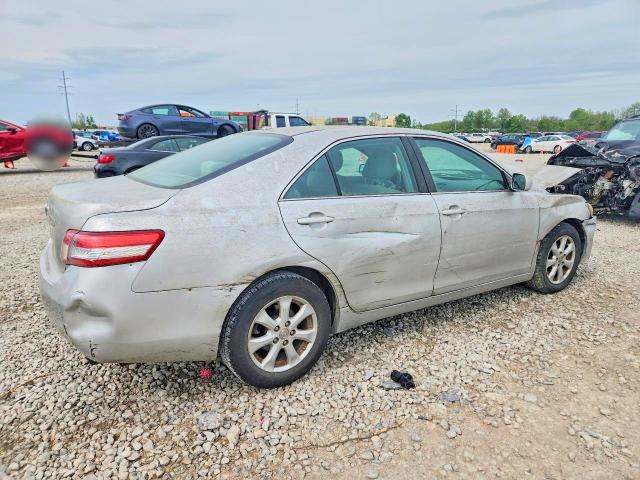 51267386 :رقم المزاد ، 4T4BF3EK6BR160352 vin ، 2011 Toyota Camry مزاد بيع