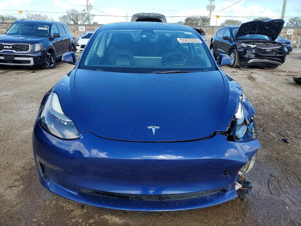 Продажа на аукционе авто 2022 Tesla Model 3, vin: 5YJ3E1EA1NF288691, номер лота: 49288996