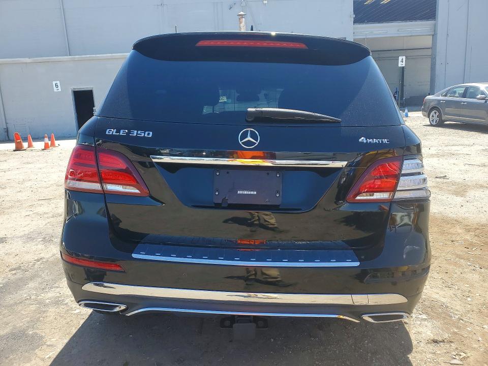 50700686 :رقم المزاد ، 4JGDA5HB1JB203272 vin ، 2018 Mercedes-benz Gle مزاد بيع
