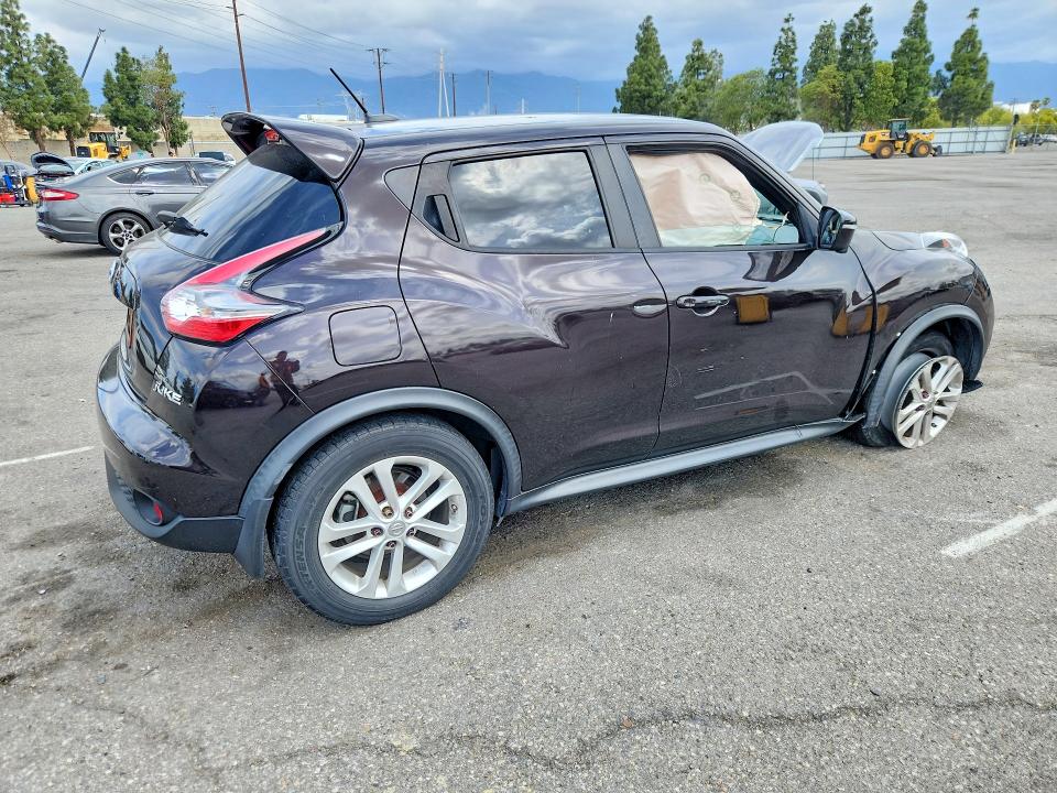 50827906 :رقم المزاد ، JN8AF5MV9FT551318 vin ، 2015 Nissan Juke مزاد بيع