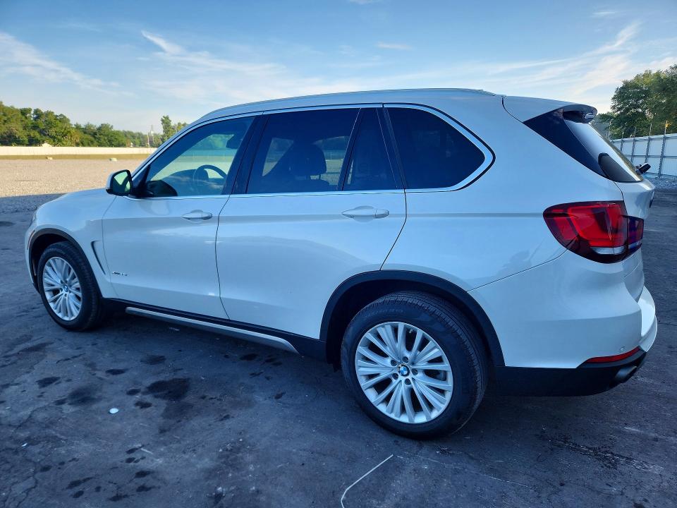 50735426 :رقم المزاد ، 5UXKR0C33H0X77710 vin ، 2017 Bmw X5 مزاد بيع