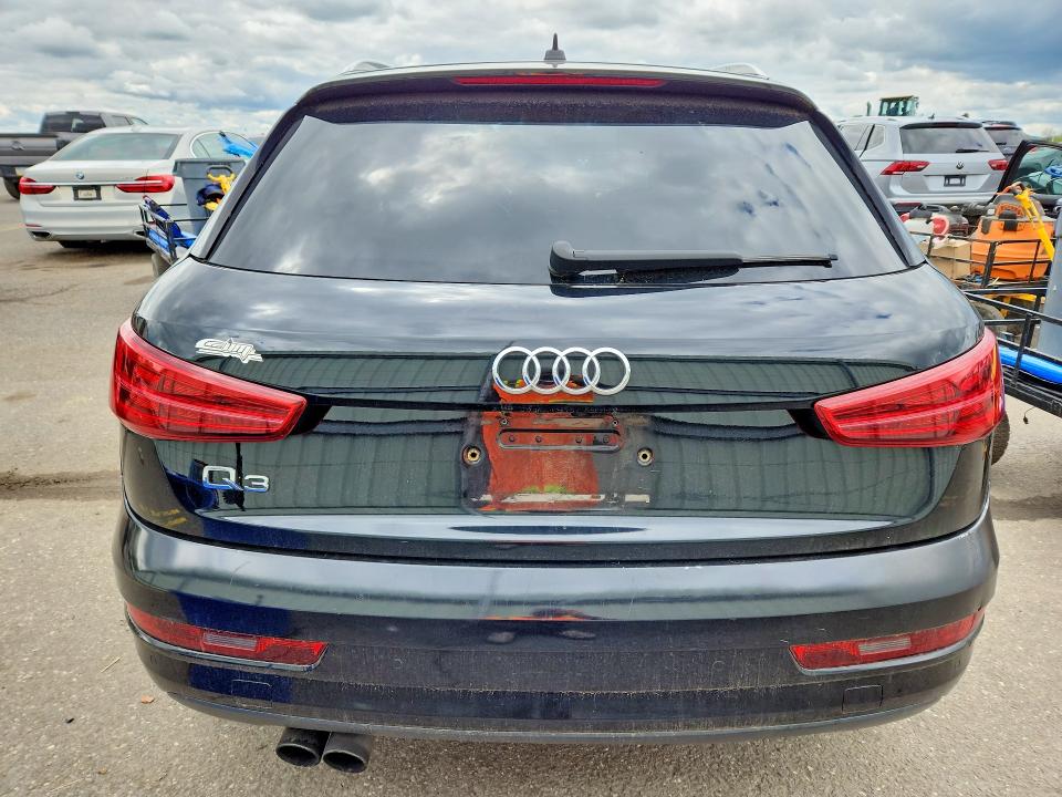 2017 Audi Q3 მანქანა იყიდება აუქციონზე, vin: WA1BCCFS0HR011821, აუქციონის ნომერი: 51463646