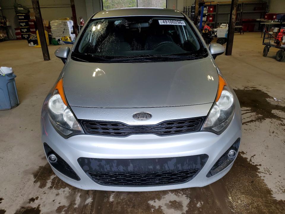 49100296 :رقم المزاد ، KNADM5A30D6769853 vin ، 2013 Kia Rio 5-door مزاد بيع