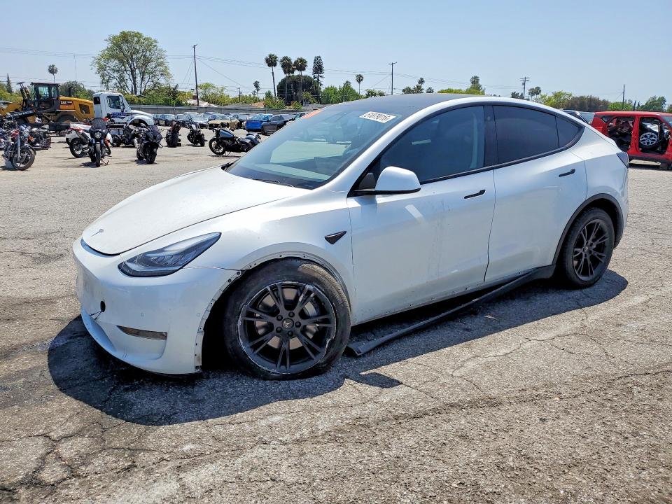 Продажа на аукционе авто 2020 Tesla Model Y, vin: 5YJYGDEE8LF052833, номер лота: 51879016